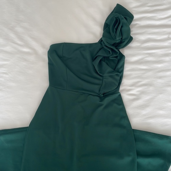 Formal One-Shoulder Ruffle Dress - Picture 5 of 9